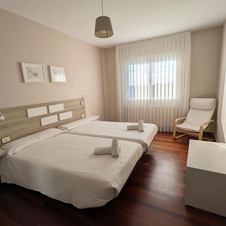 Apartamentos Turisticos Guillermo Палас-де-Рей Экстерьер фото