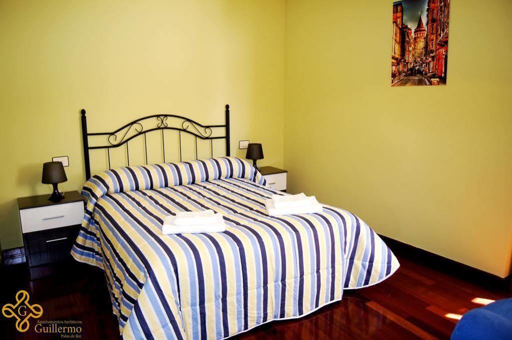 Apartamentos Turisticos Guillermo Палас-де-Рей Экстерьер фото